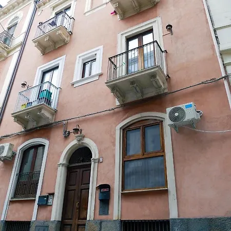 Ninetti - Centro Storico Apartment Catania