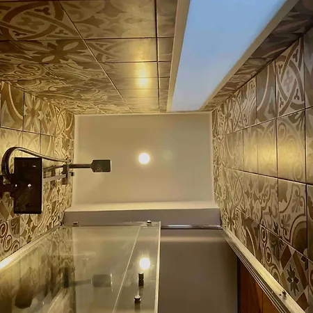 Ninetti - Centro Storico Apartment *